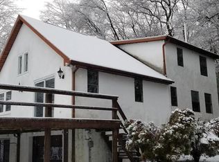 282 Bear Medicine Cir, Effort, PA 18330