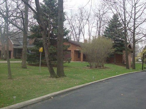 1st image of 2122 Hidden Valley Dr