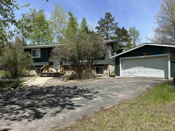 1310 Kenny Dr, Crivitz, WI 54114