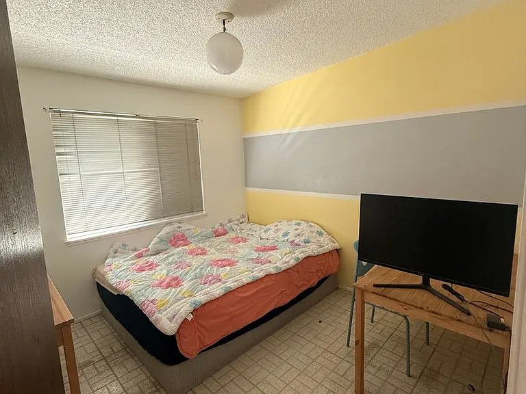 628 Isla Pl — Photo 9