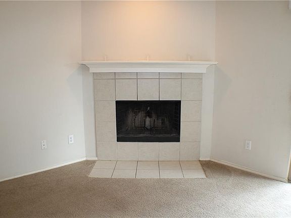 4th image of 9108 Lockhart Dr