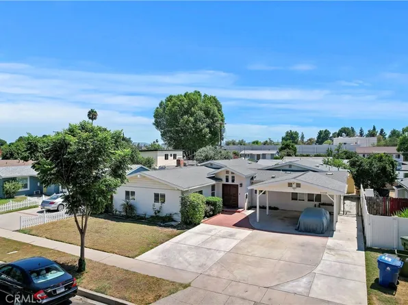 22248 Leadwell St, Canoga Park, CA 91303