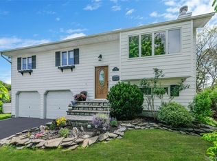 103 Stephen Road, Bayport, NY 11705
