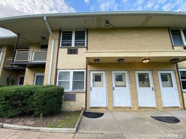 700 Broadway #5, Amityville, NY 11701