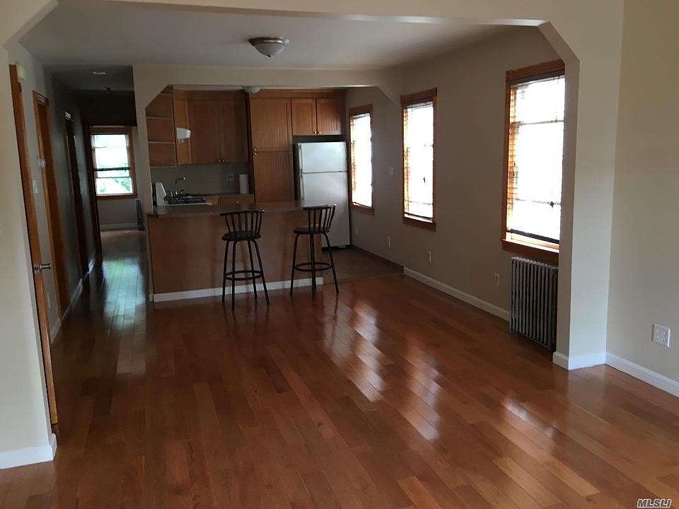 1st image of 10457 108th St