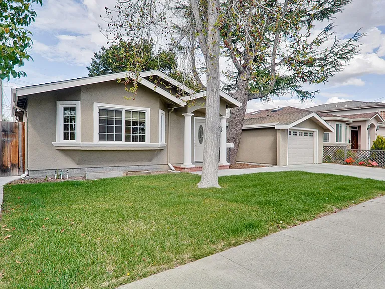 18701 Newsom Ave — Photo 2