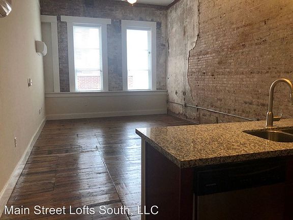 4th image of 108 W 6th St #2E