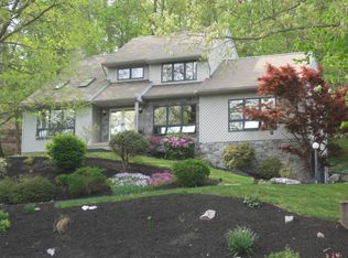 2517 Nolt Rd, Lancaster, PA 17601