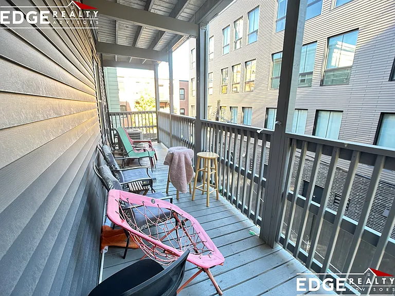 8 Carmel St #2 — Photo 5
