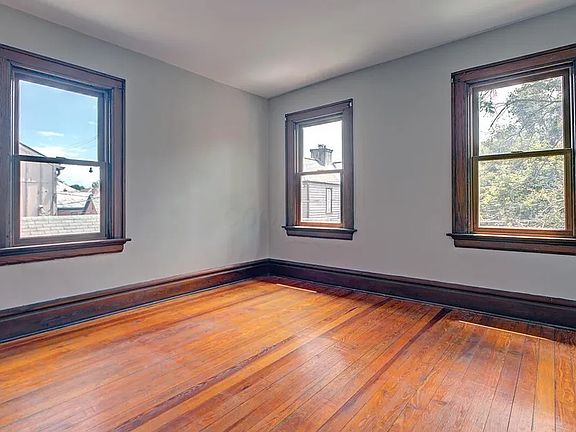 3rd image of 240 Jackson St