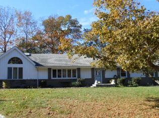 17 Indian Rd, Trumbull, CT 06611