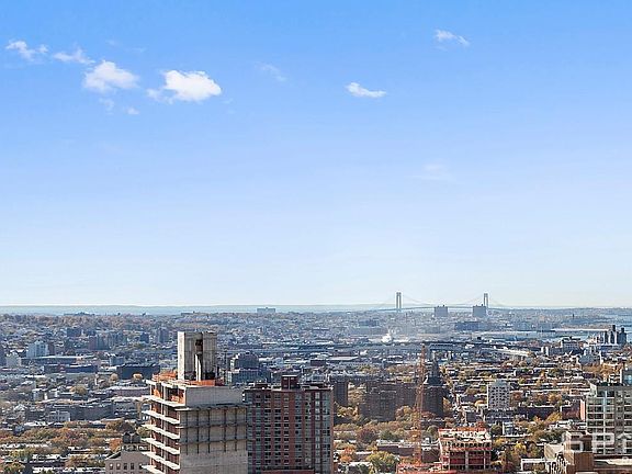 5th image of 150 Myrtle Ave Penthouse 3606