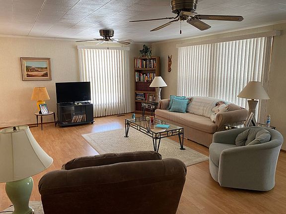 4th image of 4229 Pittenger Dr