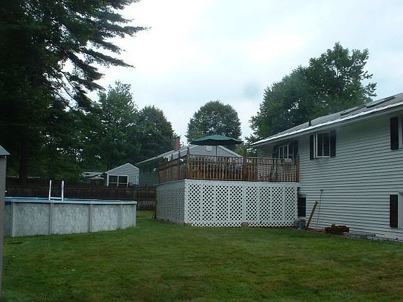 2nd image of 22 Thomas Dr