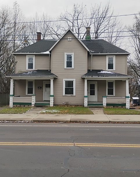 1st image of 1312 12th St NE #12