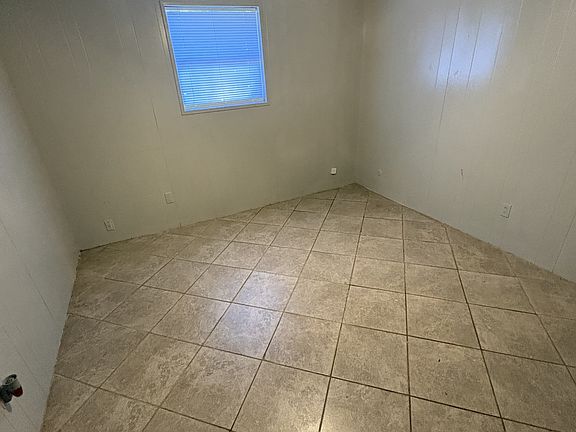5th image of 6255 Warren St Unit F