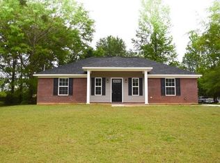 215 Cobb Ct, Bay Minette, AL 36507