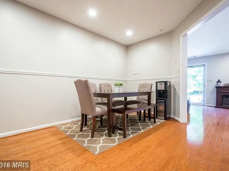 8922 Mallard Ct — Photo 9