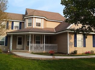 8750 S 6th Ave, Oak Creek, WI 53154
