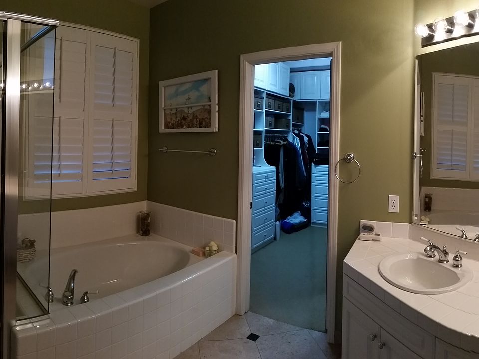 5960 Hedgewood Row, La Jolla, CA 92037 | Zillow