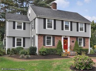 11 Westgate Rd, Attleboro, MA 02703