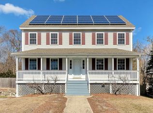 1 Rosemary Ln, Chelmsford, MA 01824