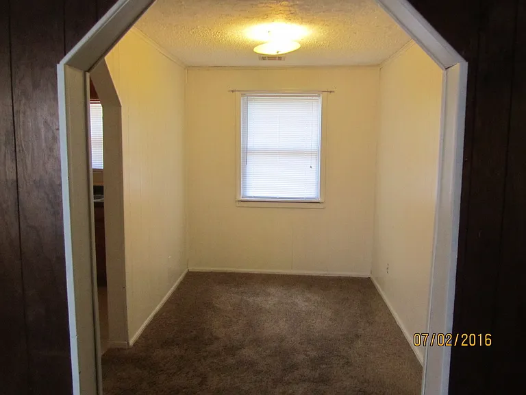 1329 SW Grand Blvd — Photo 4