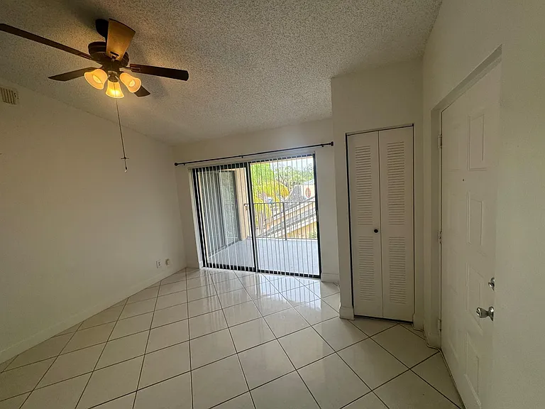 9999 Summerbreeze Dr #218-1 — Photo 4