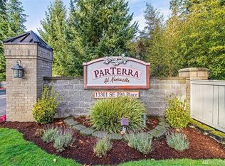 13301 SE 79th Pl UNIT B105, Newcastle, WA 98059