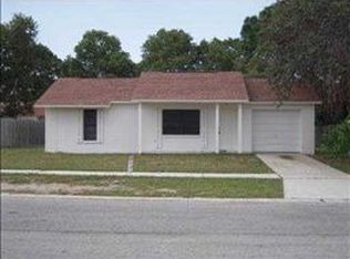 2515 Blossom Lake Dr, Holiday, FL 34691