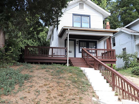 3rd image of 36 1/2 W 28th St