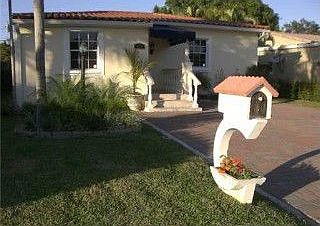 1st image of 419 Plover Ave