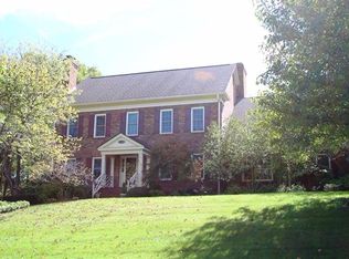 2320 The Woods Ln, Lexington, KY 40502