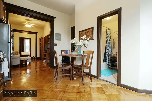 Rented by ZealEstate Group Inc | media 5