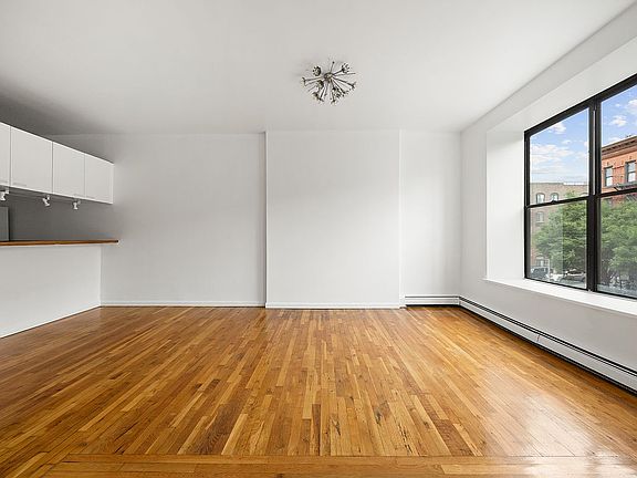 2nd image of 414 7th Ave APT 2