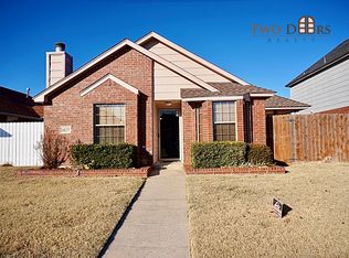 1417 SW 24th St, Moore, OK 73170