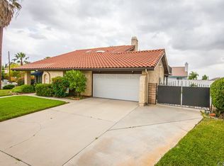 328 Gabrielle Way, Redlands, CA 92374