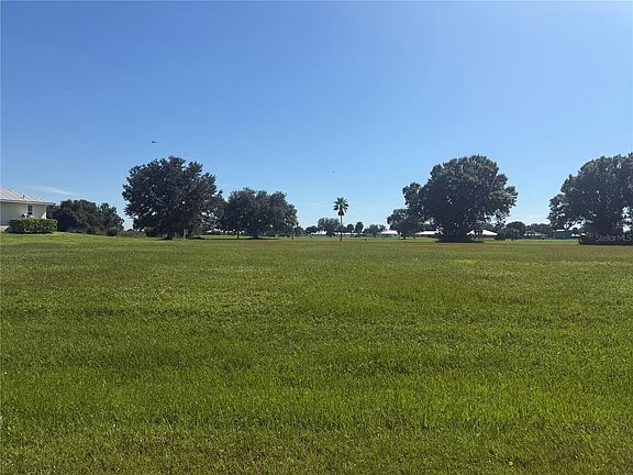 2nd image of 8125 SW AVIARY ROAD