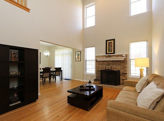 3rd image of 1290 Ashley Ct