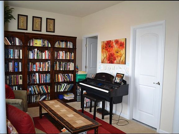 5th image of 43913 Eastgate View Dr
