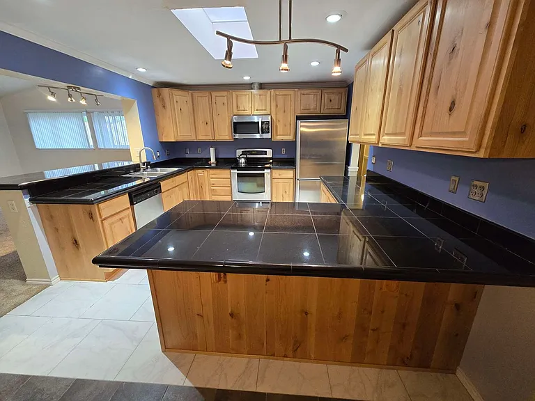 1500 Shirley St NE — Photo 11