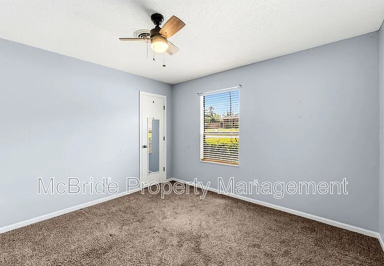 262 Indian Creek Rd — Photo 17