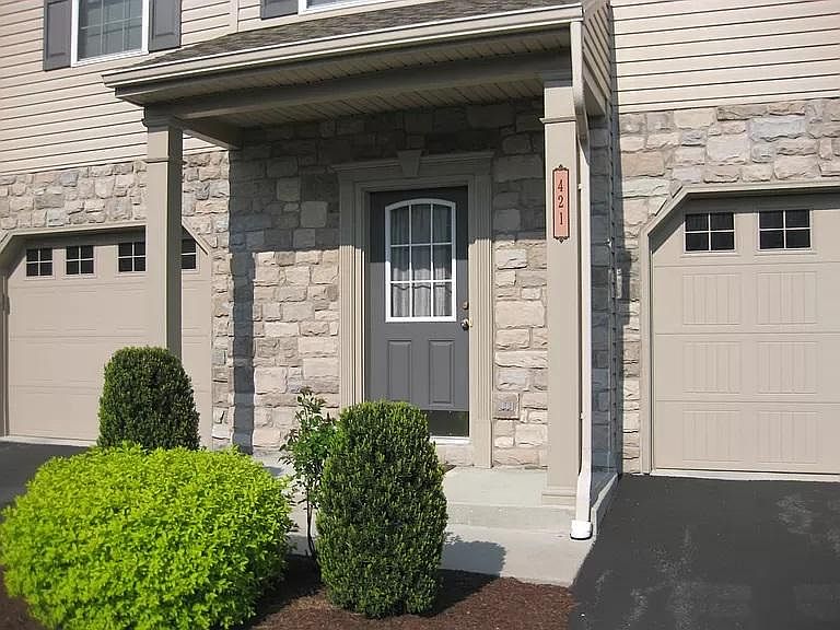 1st image of 421 Maywood Ct
