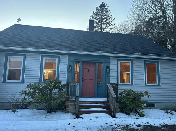 67 High Street, Thomaston, ME 04861