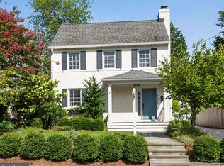 2433 Davis Ave, Alexandria, VA 22302
