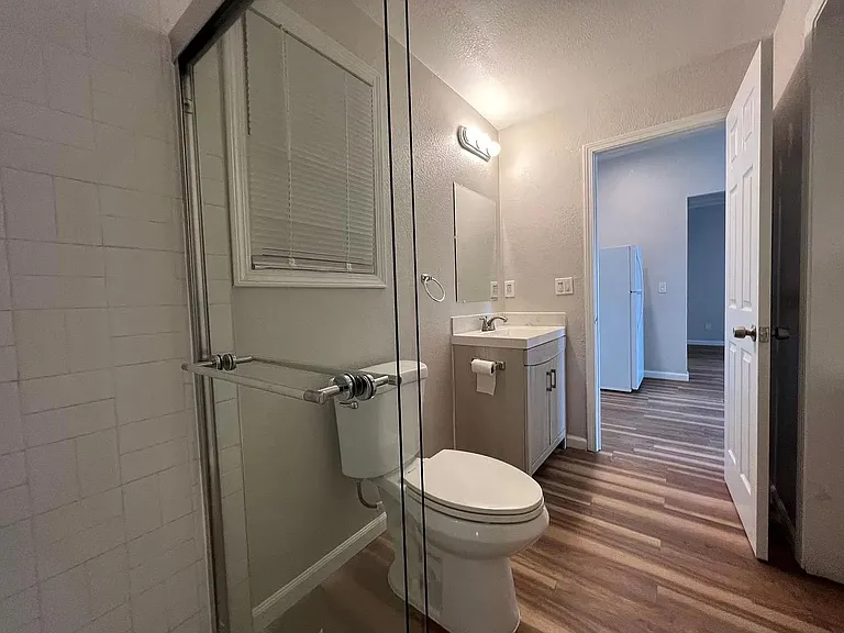 209 E Park St #1 — Photo 6