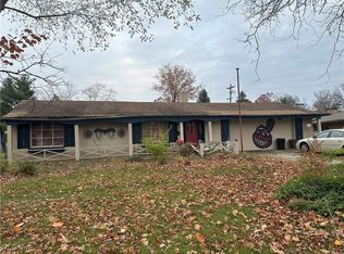 2689 Devon Hill Rd, Rocky River, OH 44116