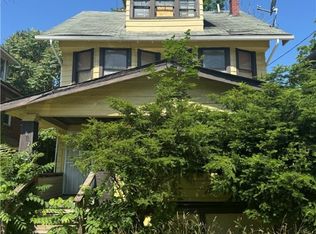 512 Eddy Rd, Cleveland, OH 44108