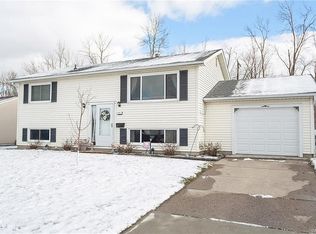 51 Olanta St, Depew, NY 14043