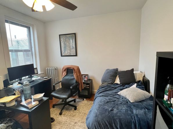 40 Symphony Rd APT 2